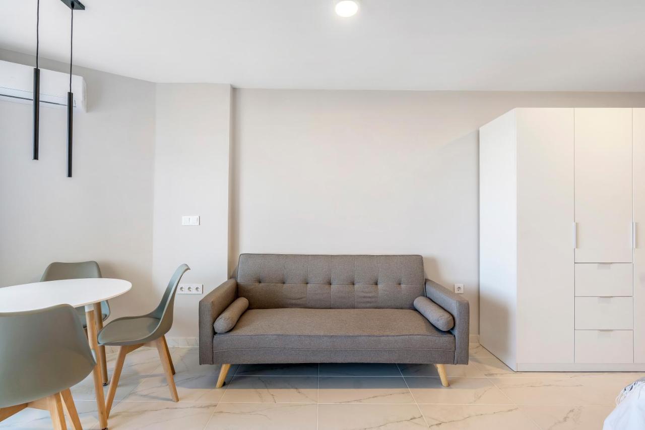 Modern Studio Apartment With Sea Views 5 Min From The Beach Sitio de Calahonda Exterior photo