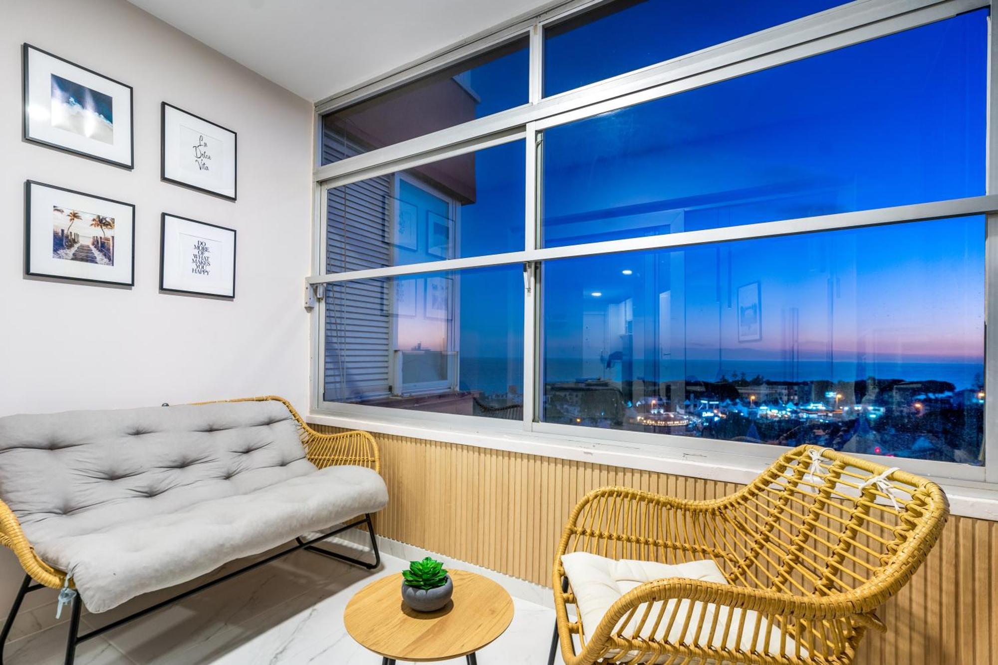 Modern Studio Apartment With Sea Views 5 Min From The Beach Sitio de Calahonda Exterior photo